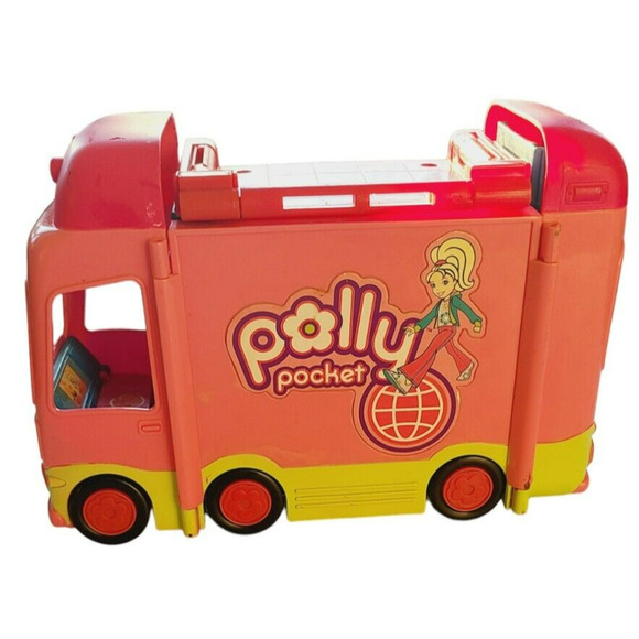 Poly Pocket Triple Decker Bus Playset - Picture 9 of 9